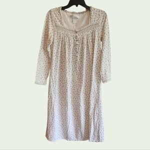 Eileen West Floral Patterned Long Sleeve Nightgown 100% Cotton Flannel
